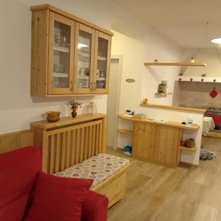 Casa Vacanze Insieme บาเซลกา ดิ ปีเน ภายนอก รูปภาพ